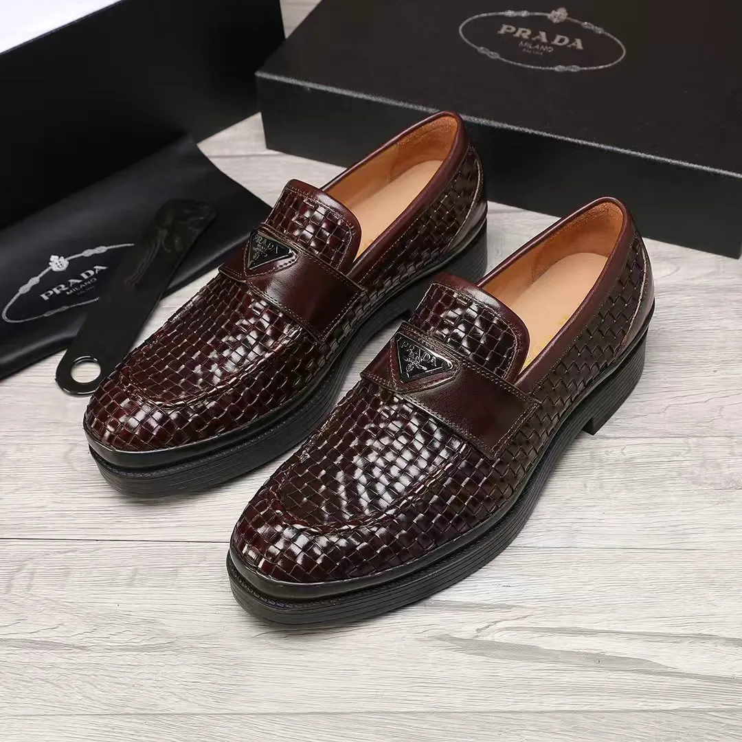 Men's shoes 💰620 💰💰🎩🎩【Prada】Counter 1:1⬆️original reproduction, absolute quality🆗original outsole, high-quality imported rubber, wear-resistant and non-slip, never degummed, upper material: imported first-layer cowhide➕anti-slip foam outsole, official website material, inner material: water-dyed leather lining, 6 colors available! Code number 38-45